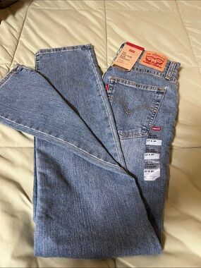 Levi’s 724 High Rise Slim Straight 27 x 30